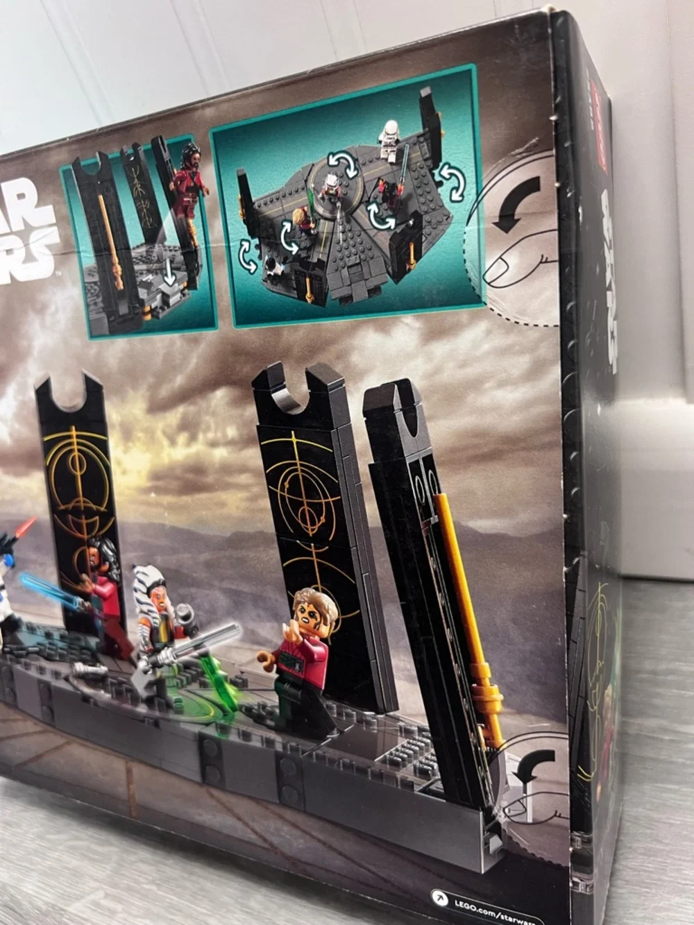 LEGO Star Wars - Ahsoka Tano's Duel on Peridea - Picture 5 of 6